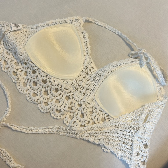 Crochet top - Picture 2 of 4